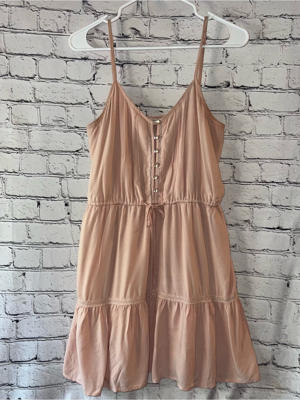 Jack by BB Dakota Finella Light Pink Tiered Mini Dress With Pearl Button Medium - Picture 2 of 12